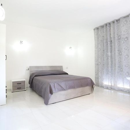 Il Giglio Hotel กัสเตลโวลตูร์โน ภายนอก รูปภาพ